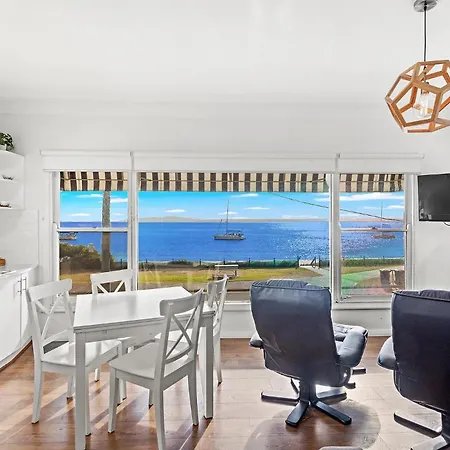 Bayside 6, 21 Victoria Pde - Sensational Water Views, Linen Apartment Nelson Bay Exterior photo
