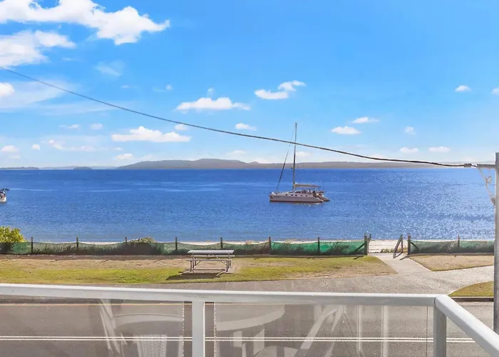 Bayside 6, 21 Victoria Pde - Sensational Water Views, Linen