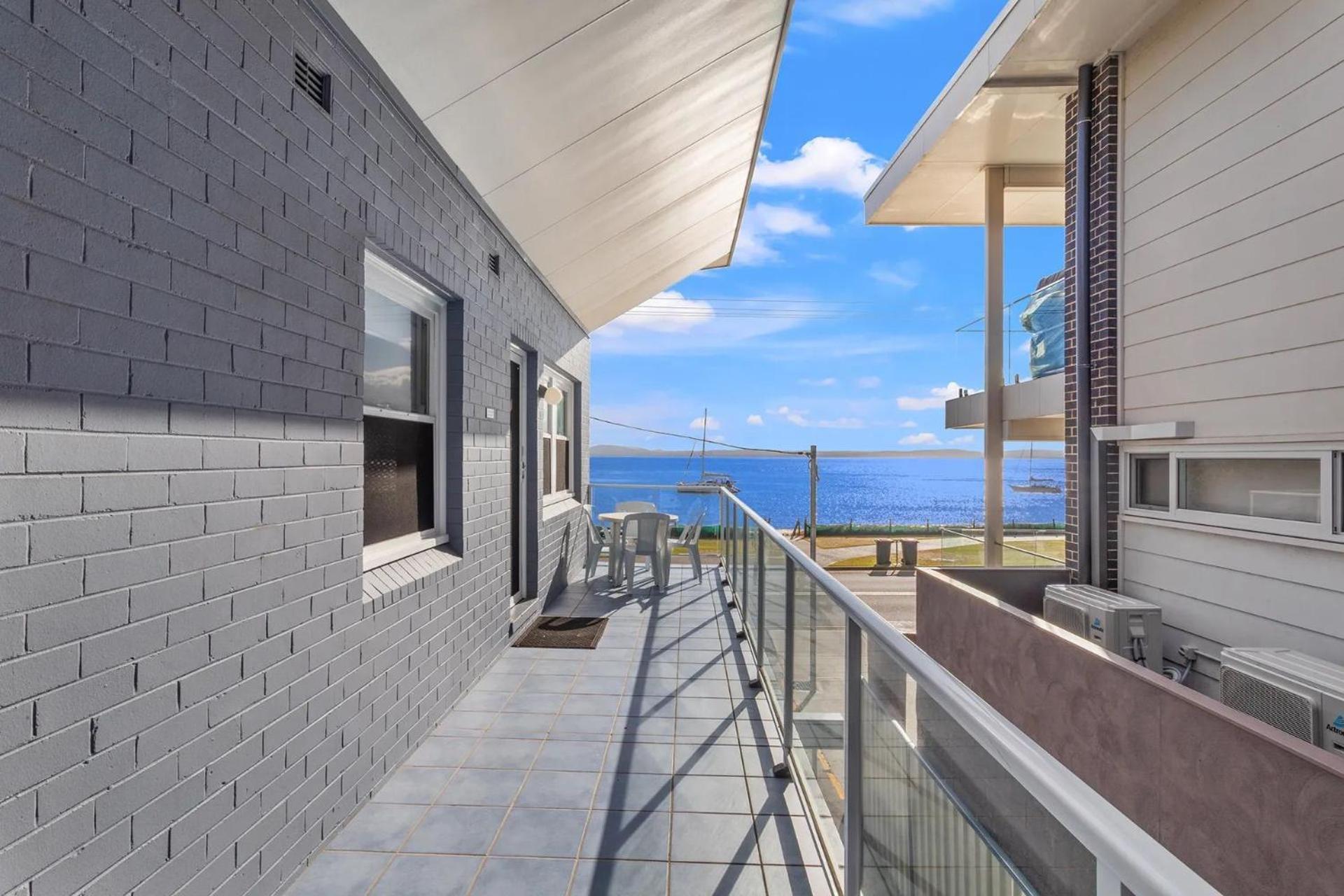 Bayside 6, 21 Victoria Pde - Sensational Water Views, Linen Nelson Bay